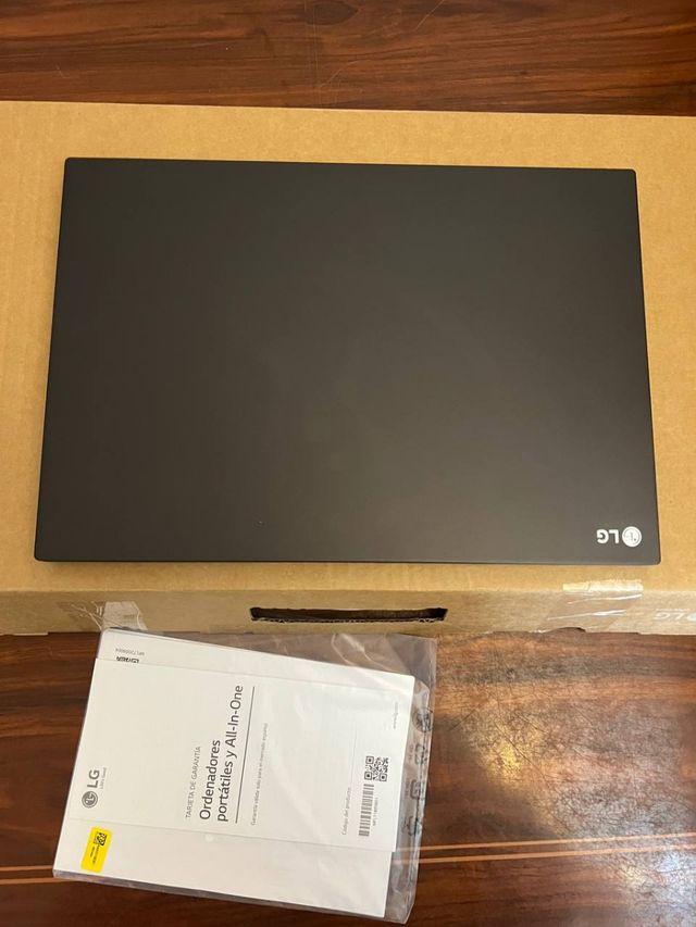 Computador portátil LG Ultra 16U70R 512GB Ryzen 7 16FHD Novo