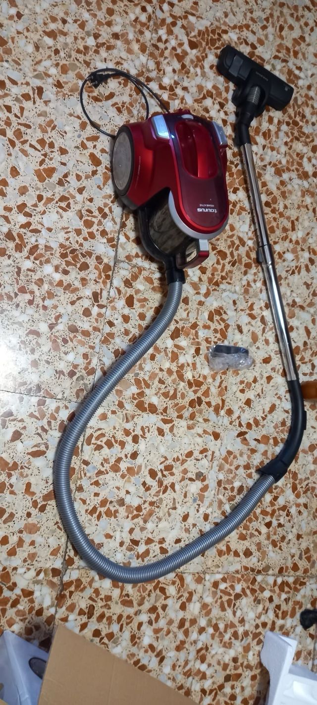 aspiradira taurus megan active