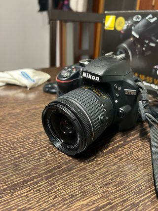 Cámara de fotos Nikon D3300 AF-P 18-55 VR Kit