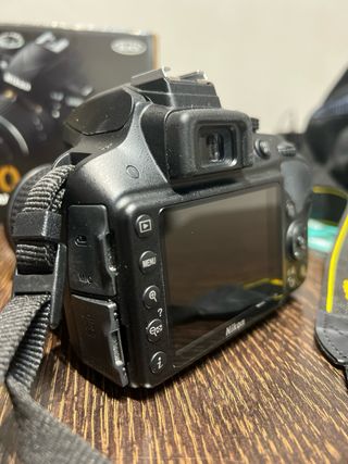 Cámara de fotos Nikon D3300 AF-P 18-55 VR Kit