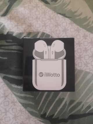 Auriculares blancos Bluetooth