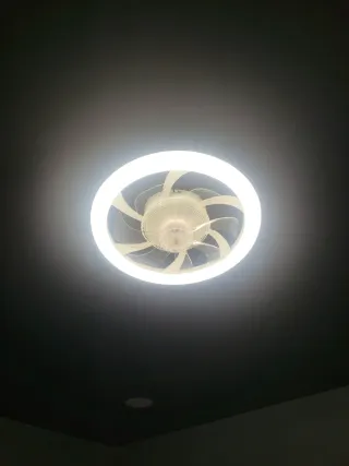 electricidad de las casas.