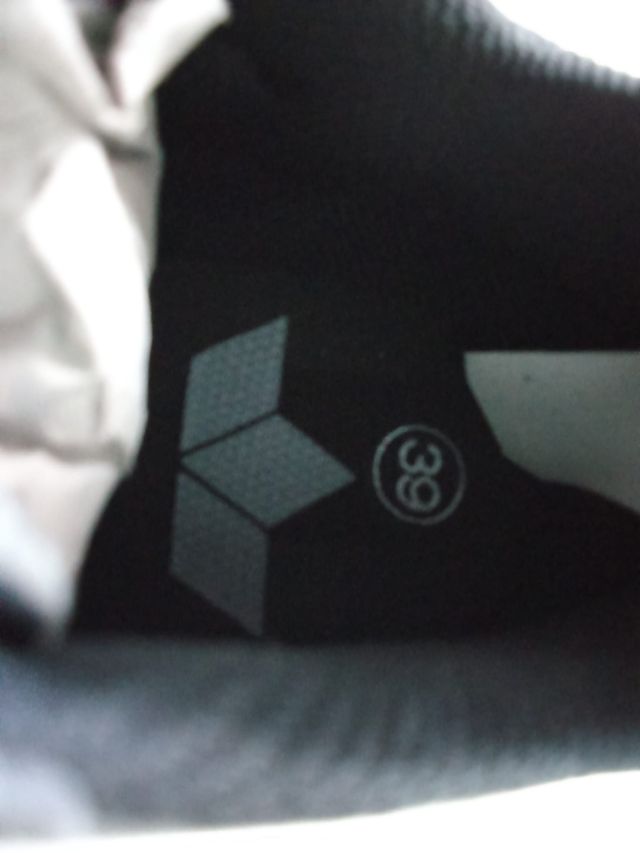 Zapatilla estilo retro