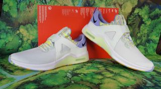 Nike Air Max Bella Tr 5