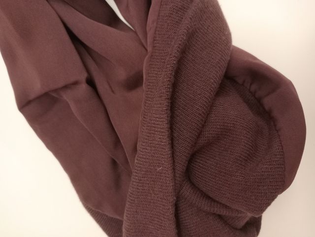 Buff burdeos dos texturas