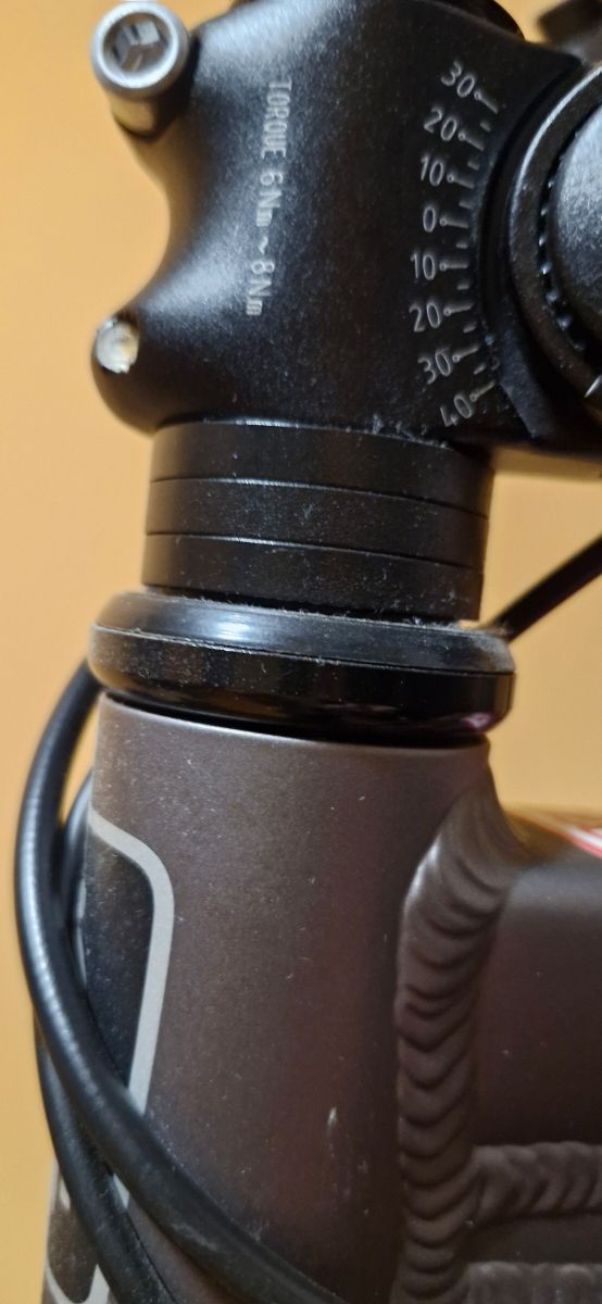 Bicicleta ROCKRIDER ALUMINIUM SHIMANO