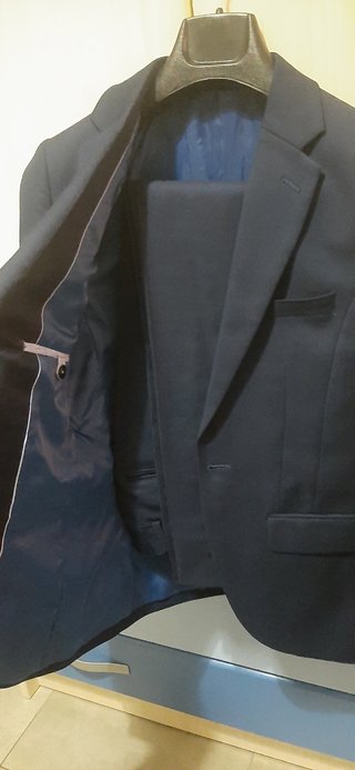 Traje azul marino