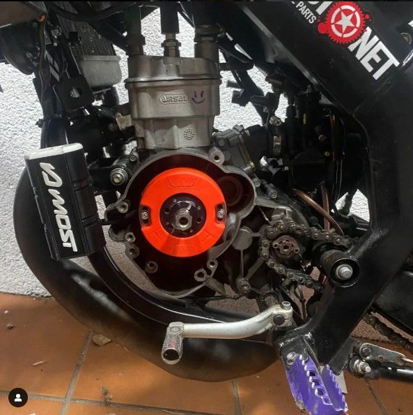 tapas y accesorios personalizados