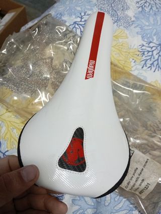 Sella nuova sixpack per MTB e bici corsa