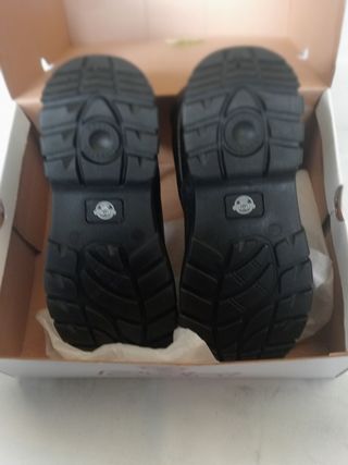Zapatos de Seguridad, nuevos, a estrenar