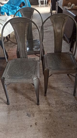 Sillas metal pesadas rústicas vintage