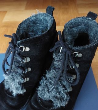 Botines de ante negro (N° 38)