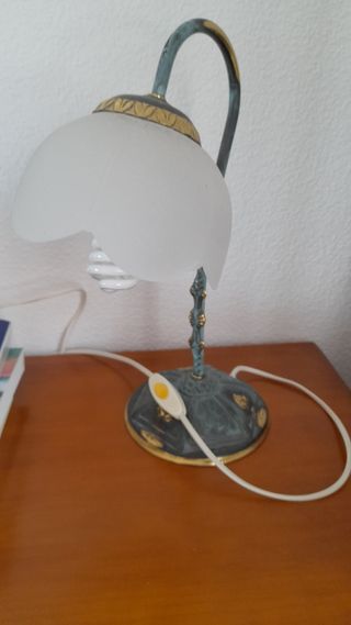 Lámparas de bronce.