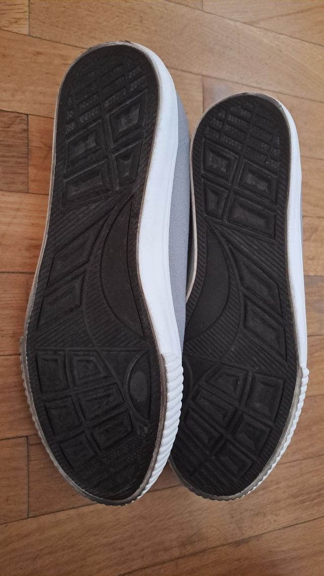 Zapatillas deportivas