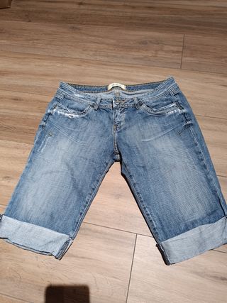 Pantalón corto