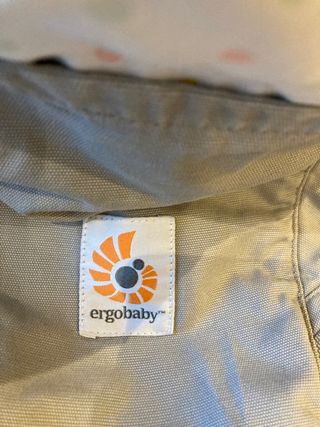 Mochila de porteo ergobaby