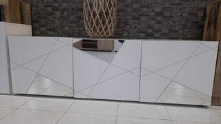 MUEBLE DE TV BAJO BLANCO/ CRISTAL