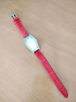 RELOJ SRA "FOLLI FOLLIE"