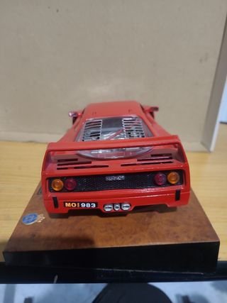 1/18 maqueta ferrari  f 40