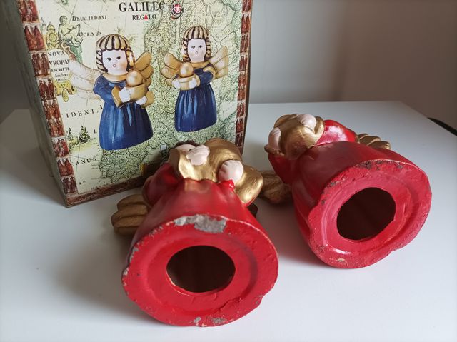 coppia di angeli in ceramica