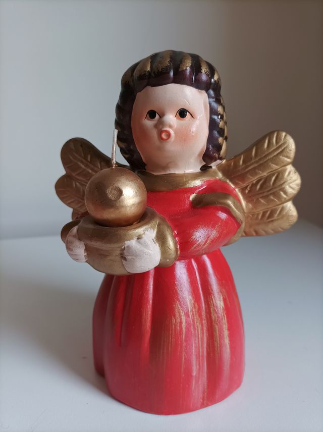 coppia di angeli in ceramica