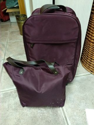 Conjunto de maleta y bolso
