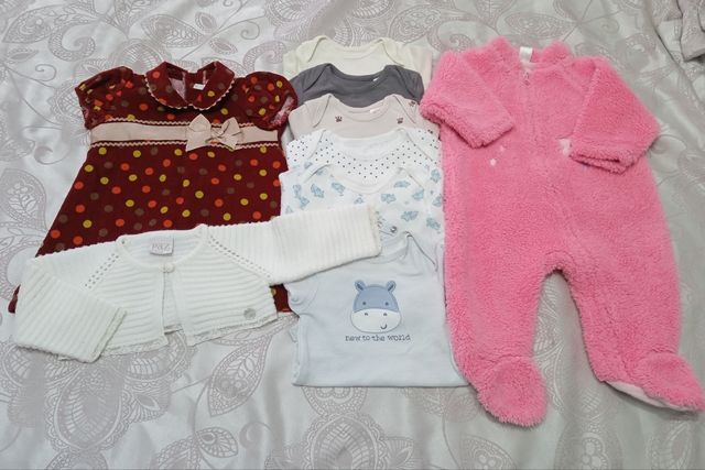 Lote de bebé de niña de  2 a 4 meses