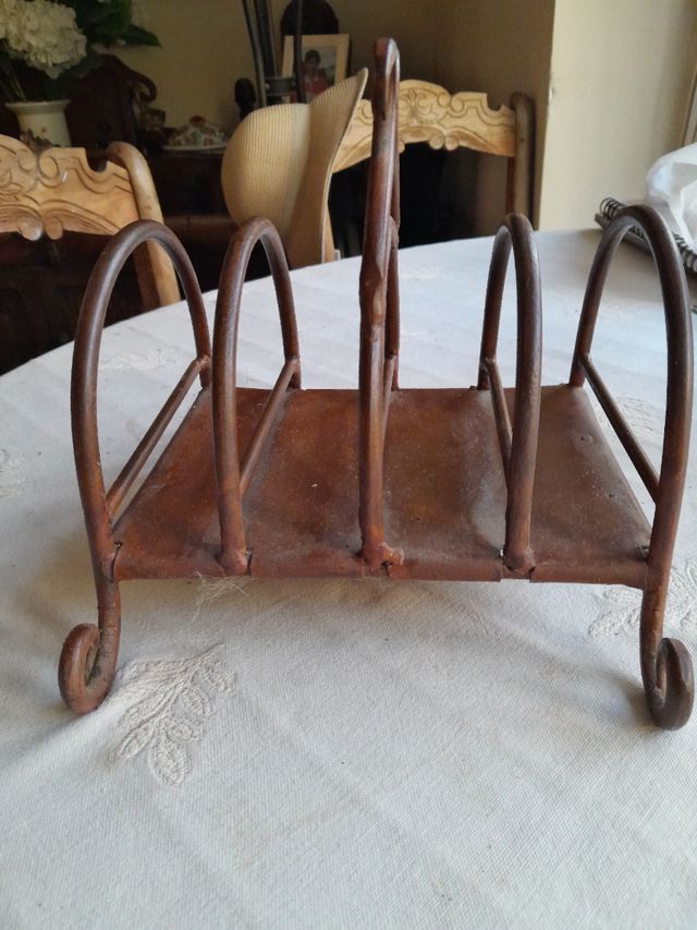 Porta cartero de hierro