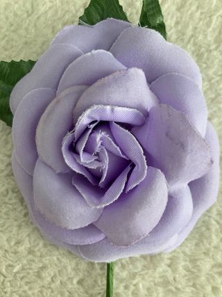 Lote collar pendientes y flor lila flamenca niña