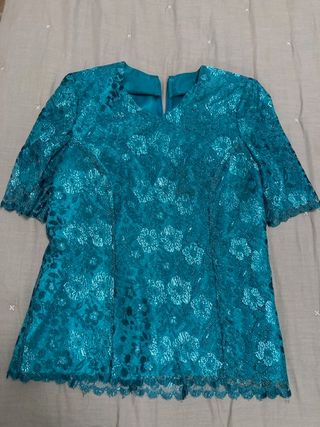 Traje verde ceremonia
