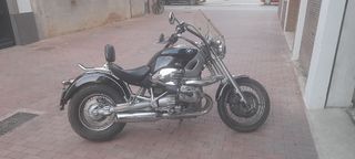 Moto BMW 1200 C Roadster clásica 