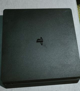 Ps4 slim