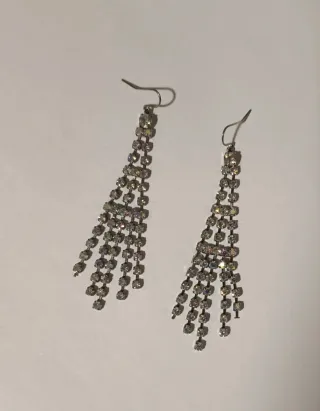 Pendientes largos con brillantitos