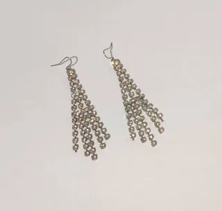 Pendientes largos con brillantitos