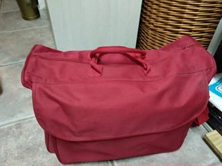 Maleta roja bolsa