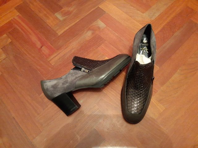 Zapatos Piel talla 40 - Nuevos 