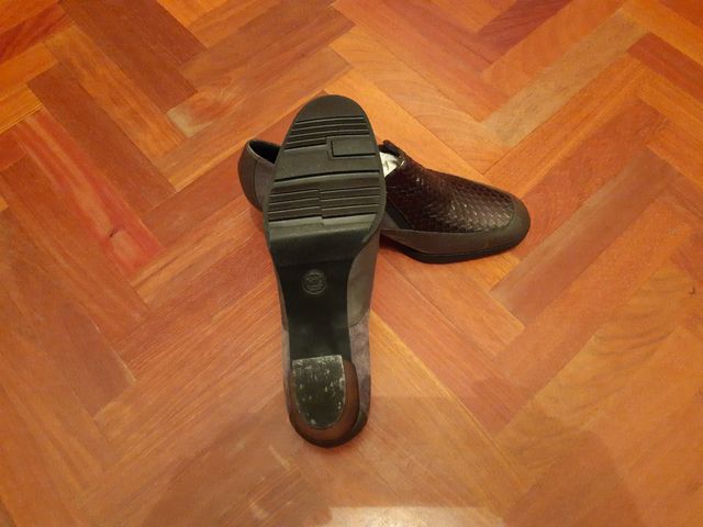 Zapatos Piel talla 40 - Nuevos 