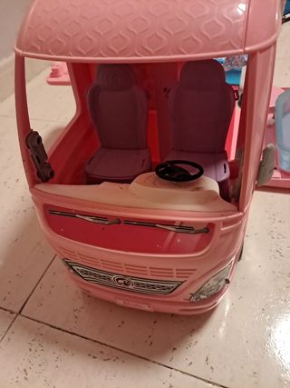 caravana barbie muñecas 