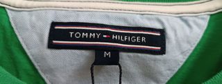 Camiseta verde classics. Tommy Hilfiger. NUEVA.