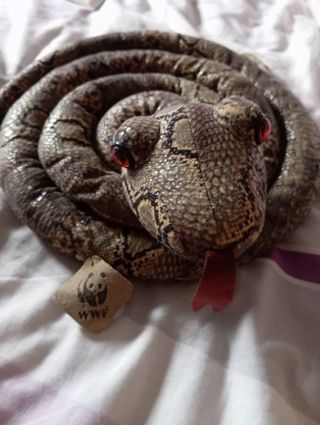 Serpiente WWF