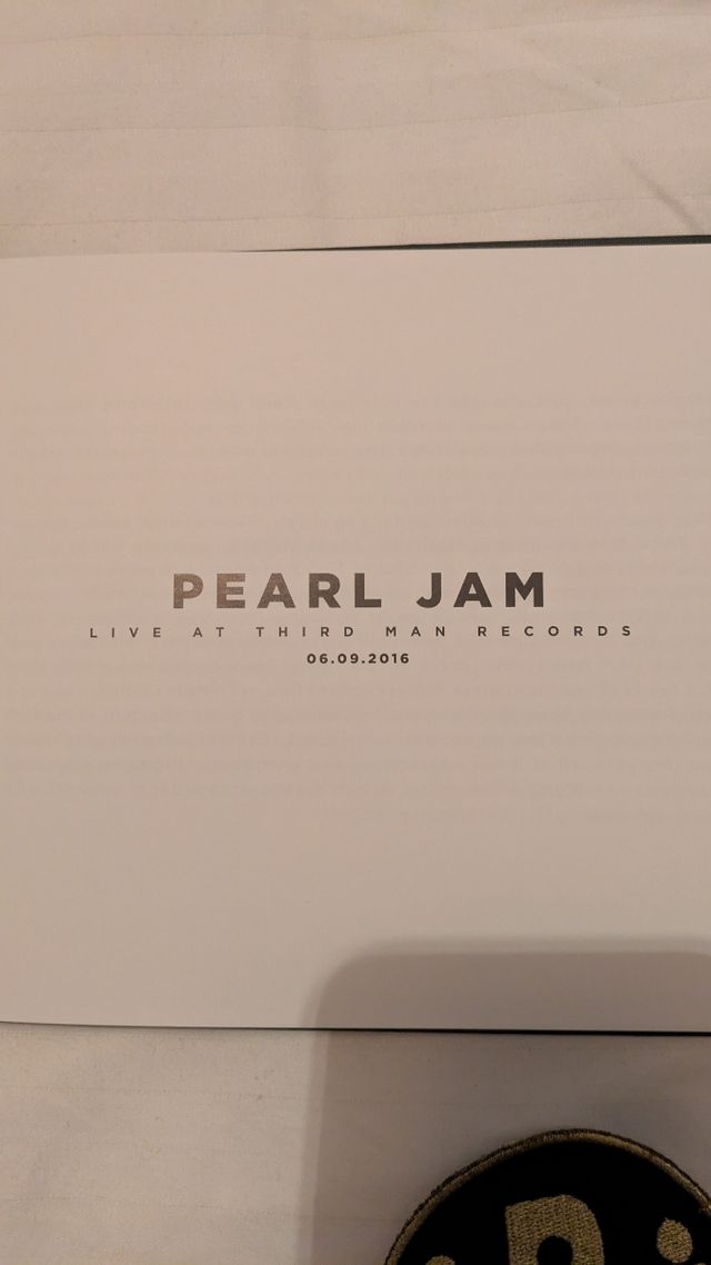 PEARL JAM VAULT PACKAGE #29