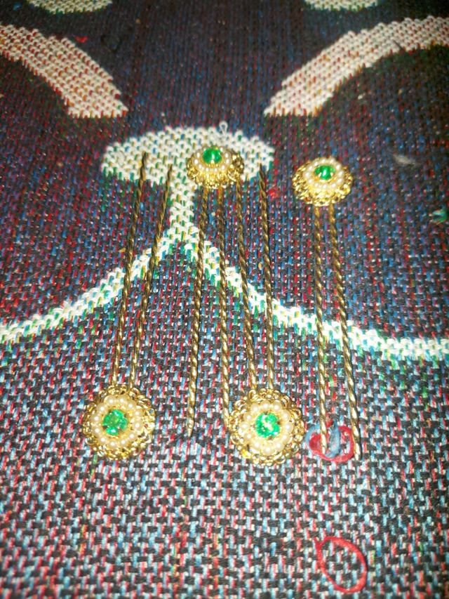 PEINETAS DE FALLERA Y ADEREZO AÑOS 50