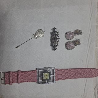 Reloj, pendientes y broches bisuteria