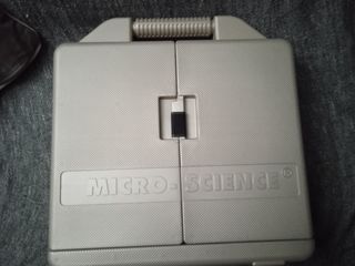 Microscopio y telescopio.