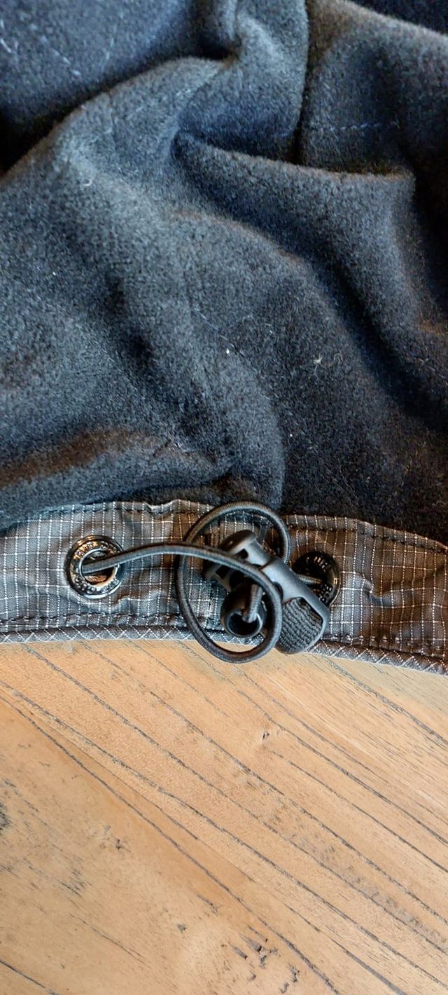 Cazadora abrigo Rip Curl gris.