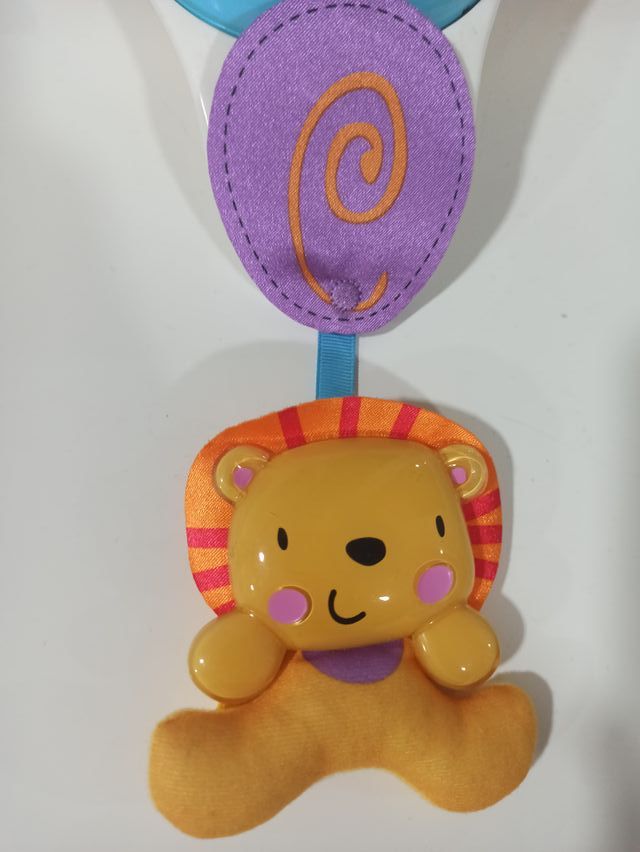 Móvil jirafa musical de Fisher Price