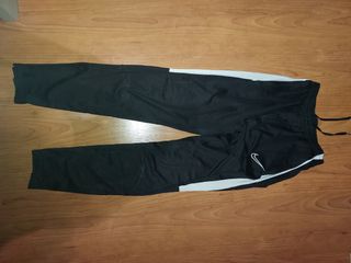 Pantalon nike chanda