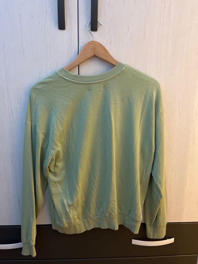 sudadera o jersey verde
