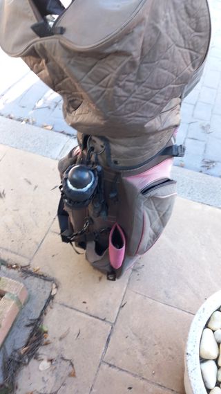 Bolsa palos y bolas de golf