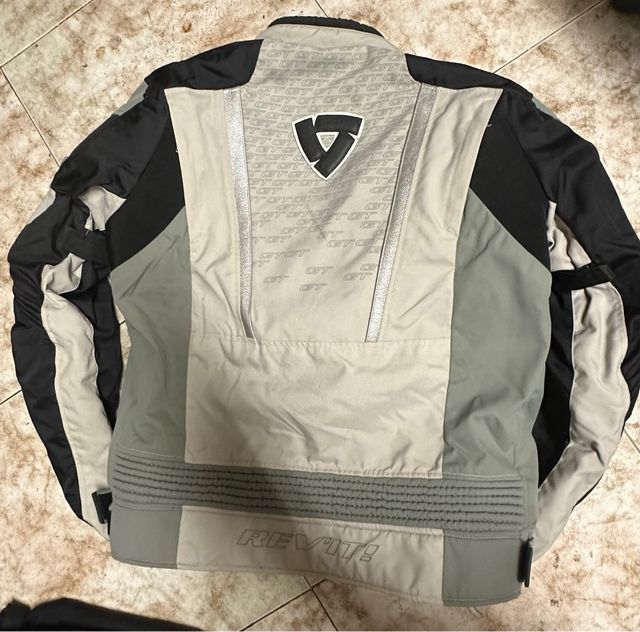 Chaqueta moto revit